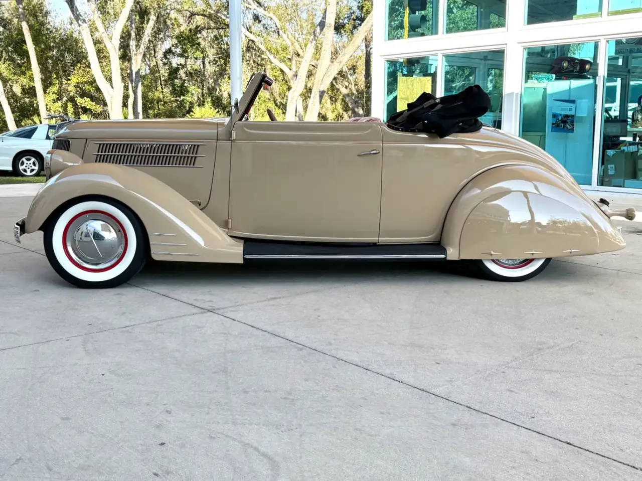 Ford Deluxe, foto 11