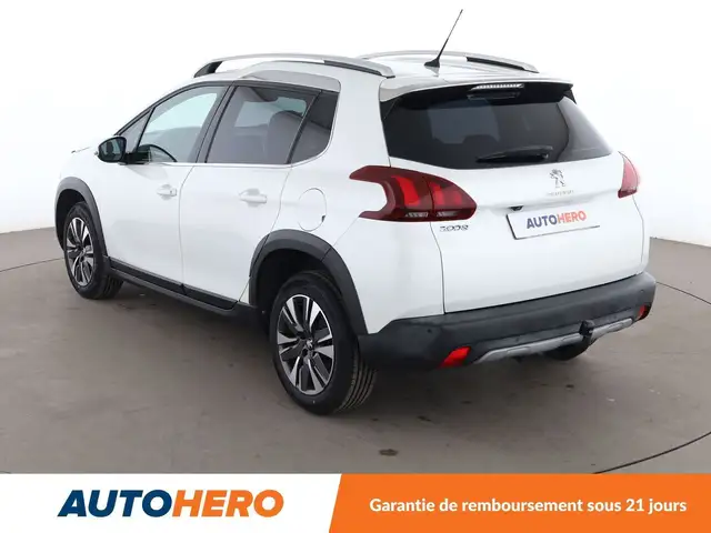Peugeot 2008 view 4