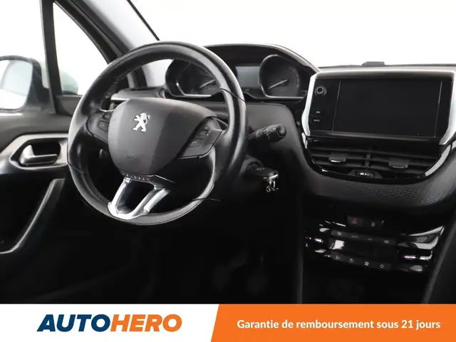 Peugeot 2008 view 13