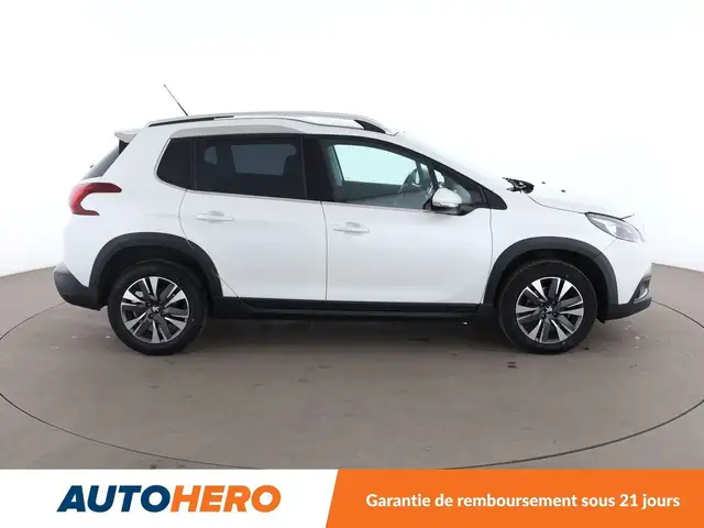 Peugeot 2008 view 7