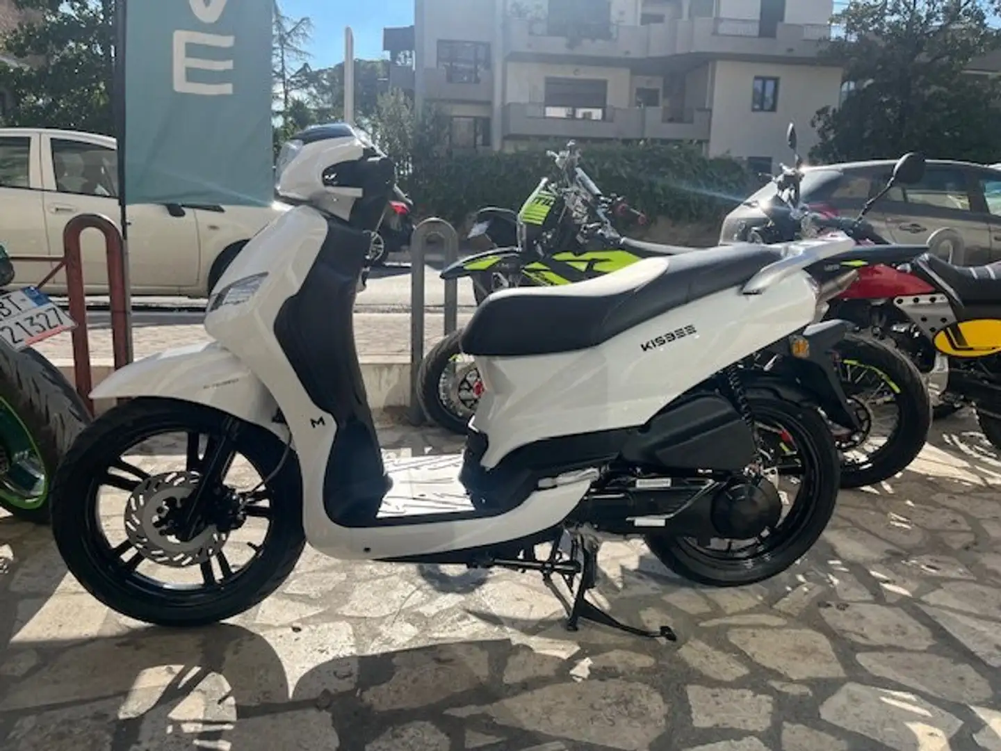 Peugeot Kisbee PEUGEOT KISBEE PARAB E BAULE Blanc - 2