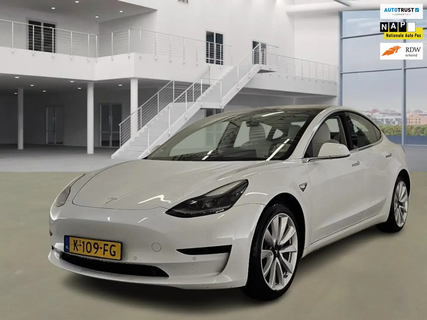 Tesla Model 3 Standard RWD Plus 60 kWh SOH 89% Blanc - 1