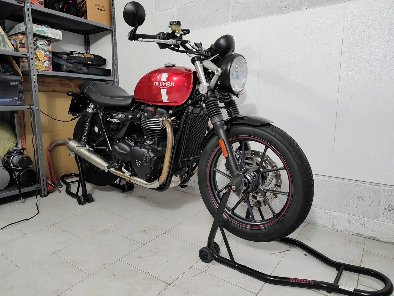 Triumph Street Twin