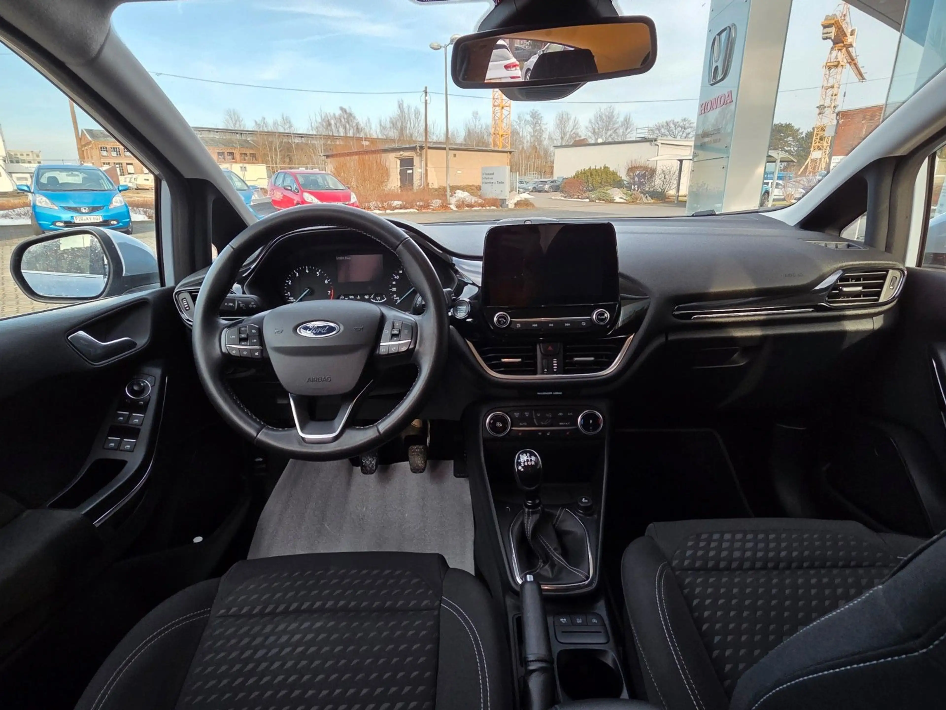 Ford Fiesta 1,0 EcoBoost 74 KW Titanium X AHK — photo 11