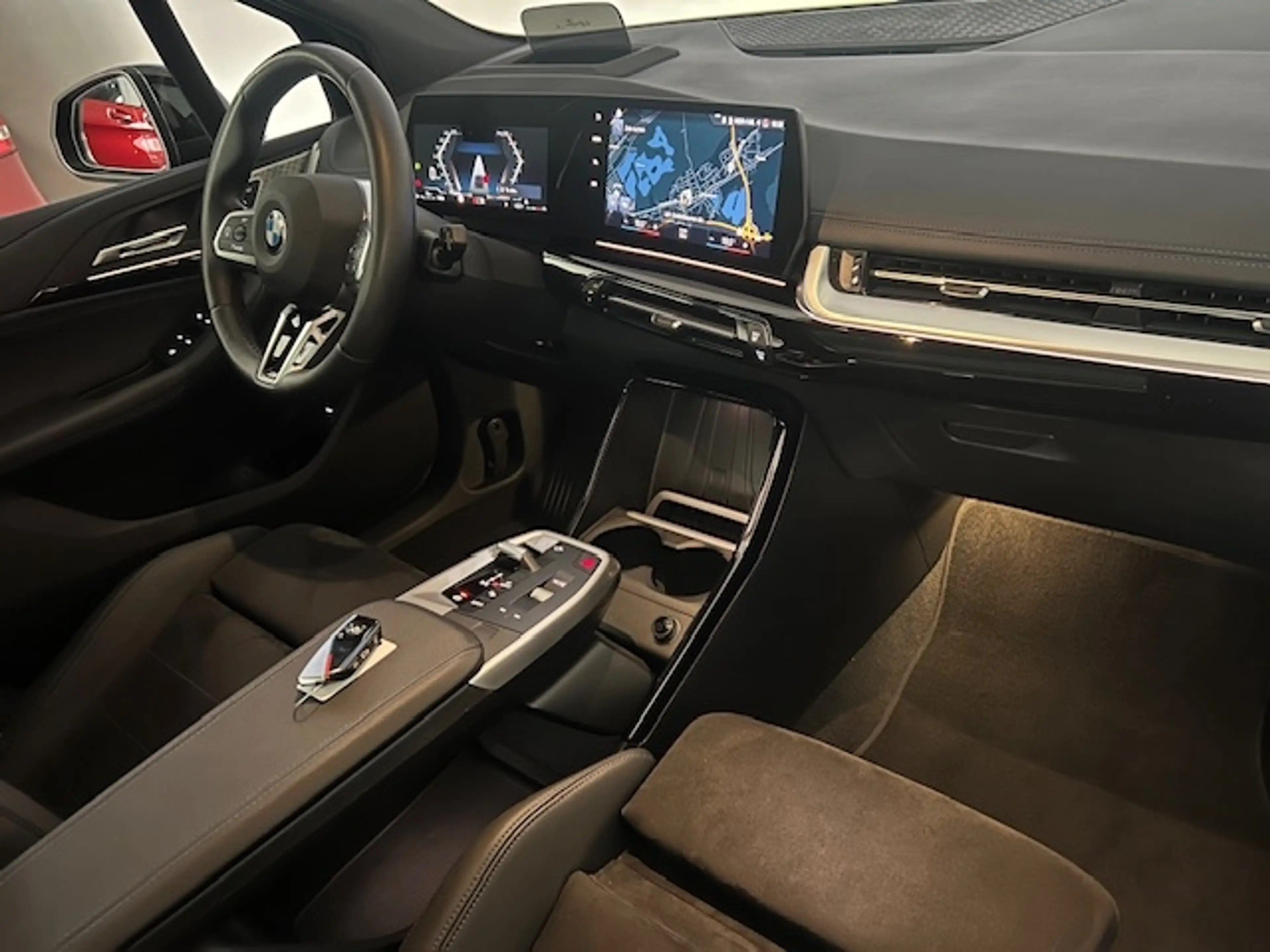 BMW 223 Active Tourer M Sport Pano AKH HUD AD Navi Kamera — photo 8