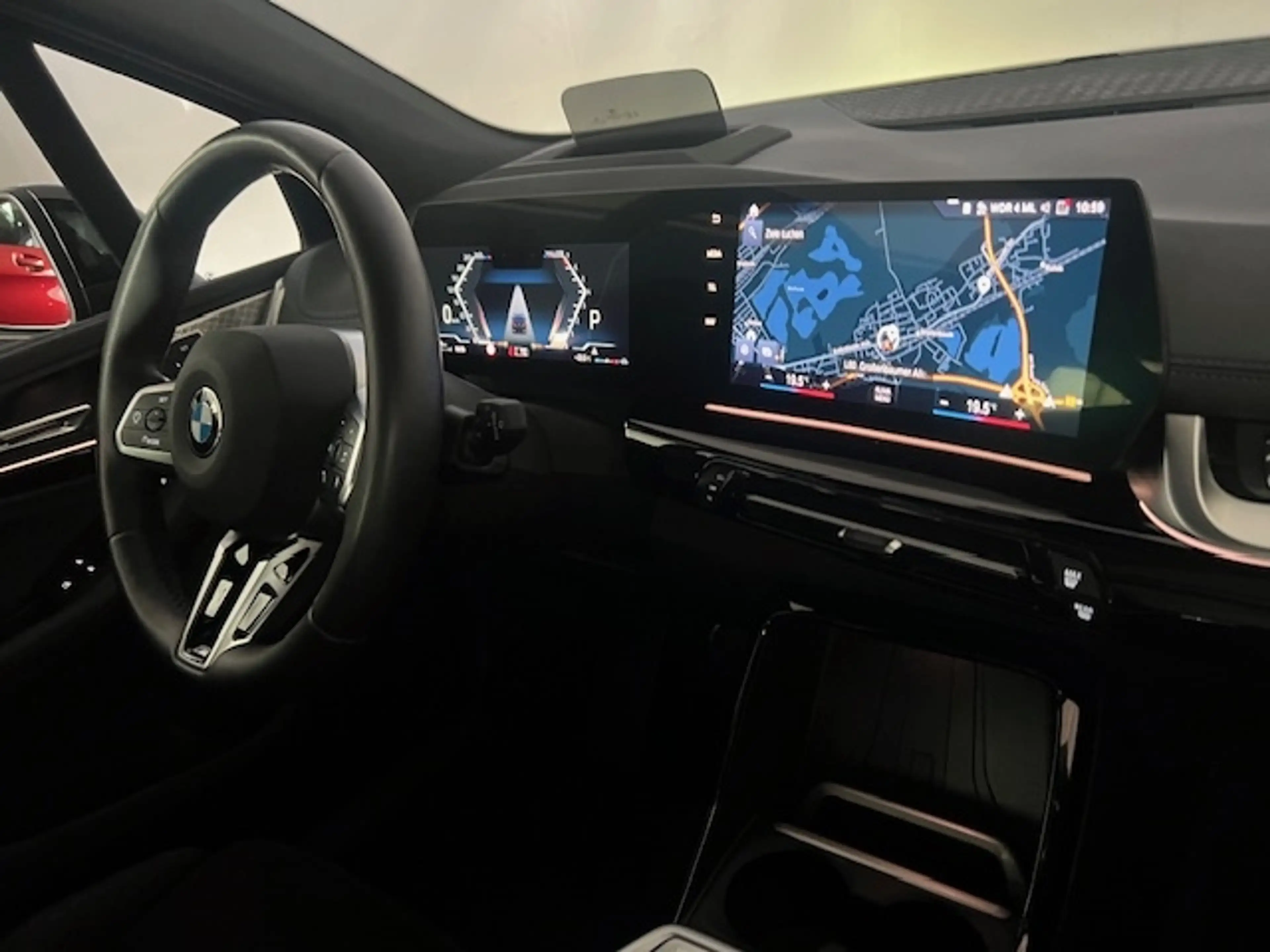 BMW 223 Active Tourer M Sport Pano AKH HUD AD Navi Kamera — photo 7