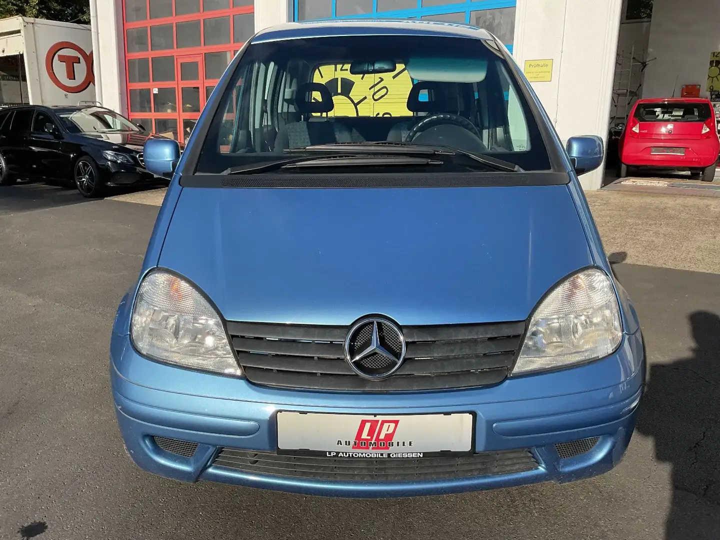 Mercedes-Benz Vaneo Compact Van 1.7 CDI Behindertegerecht Blau - 2