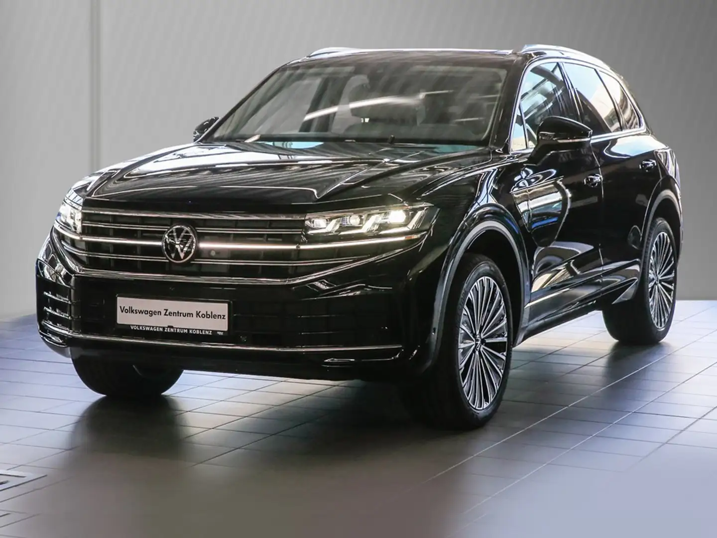 Volkswagen Touareg Elegance 3,0 l V6 TDI 4MOTION Schwarz - 2