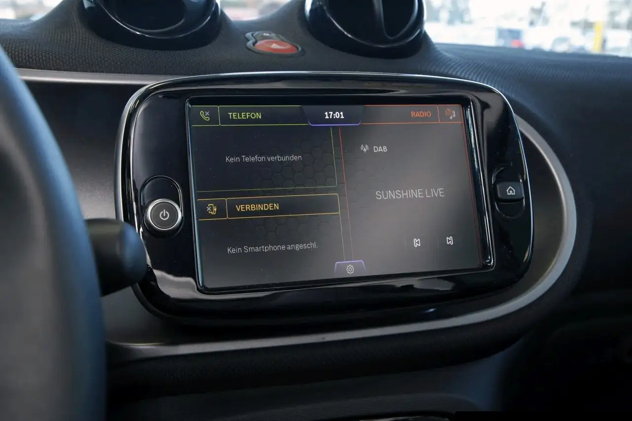 smart forTwo 2024 — фото 12