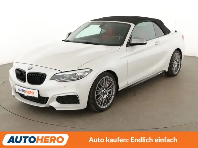 BMW M2 M240i