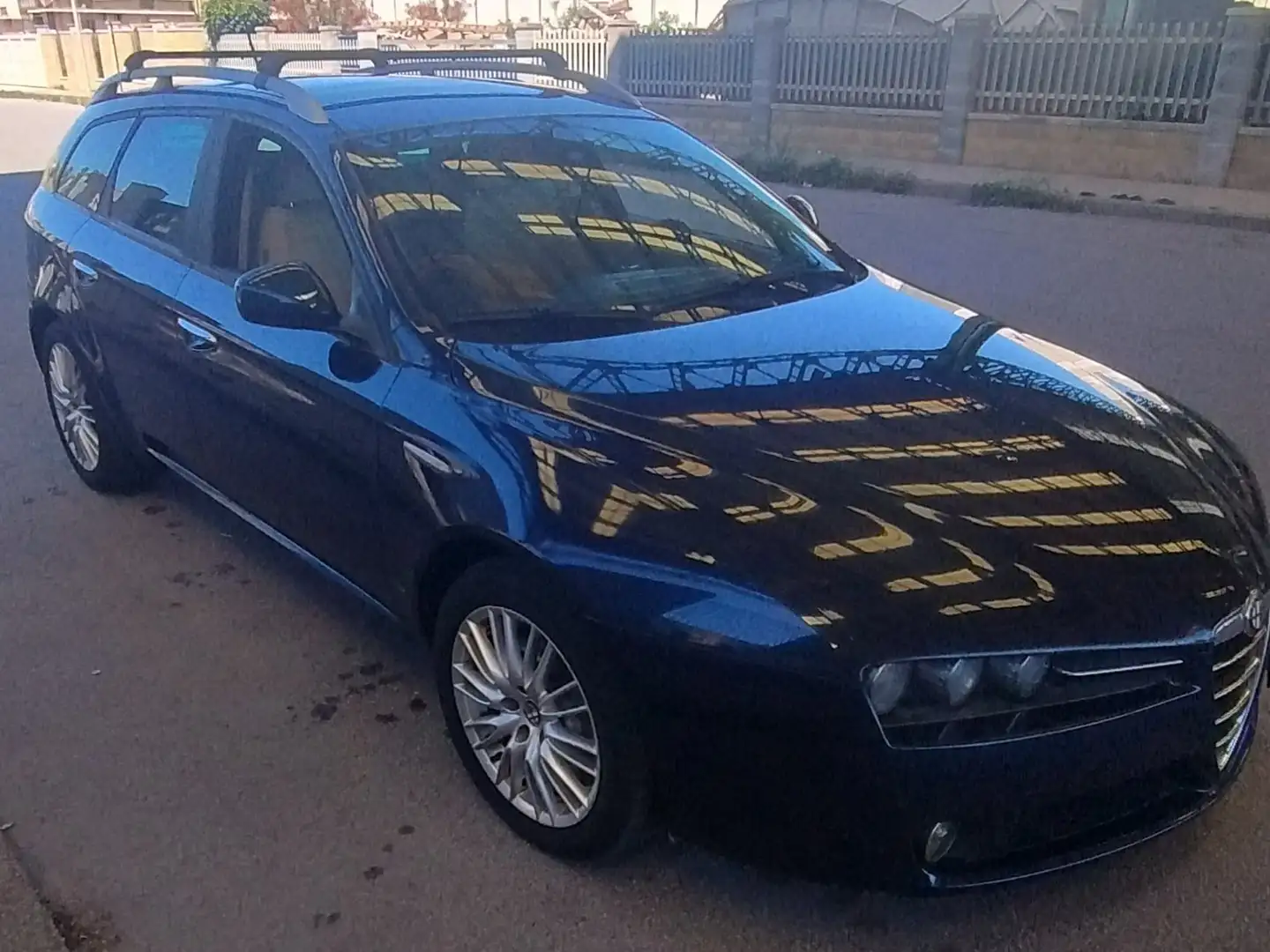 Alfa Romeo 159 159 Sportwagon SW 1.9 jtdm 16v Distinctive 150cv Bleu - 1