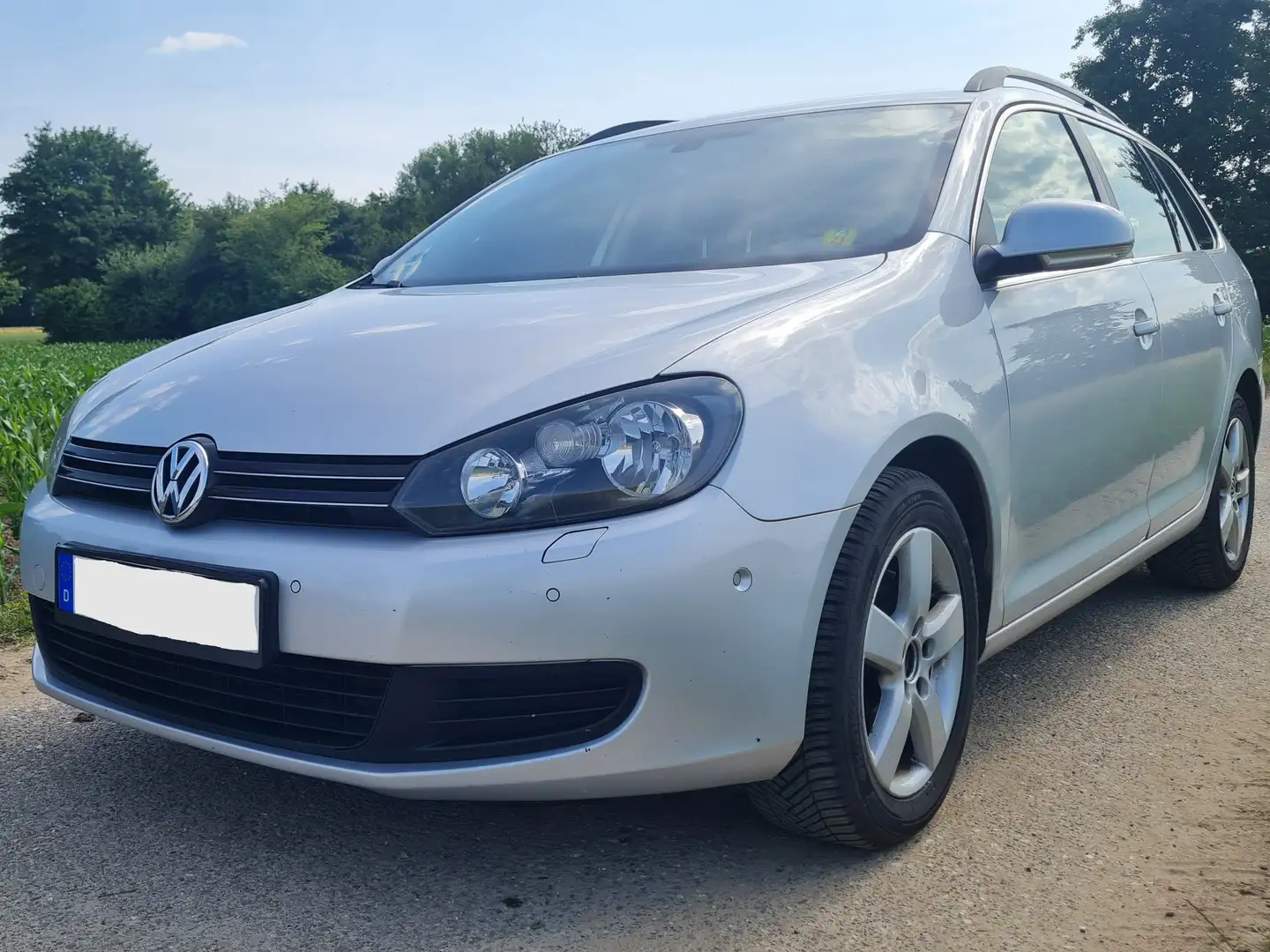 Volkswagen Golf Variant Golf Variant 1.6 TDI DPF Comfortline Silber - 1