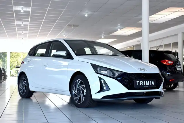 Hyundai i20 | SHZ + LHZ | NAVI | KAMERA | PDC | CARPLAY