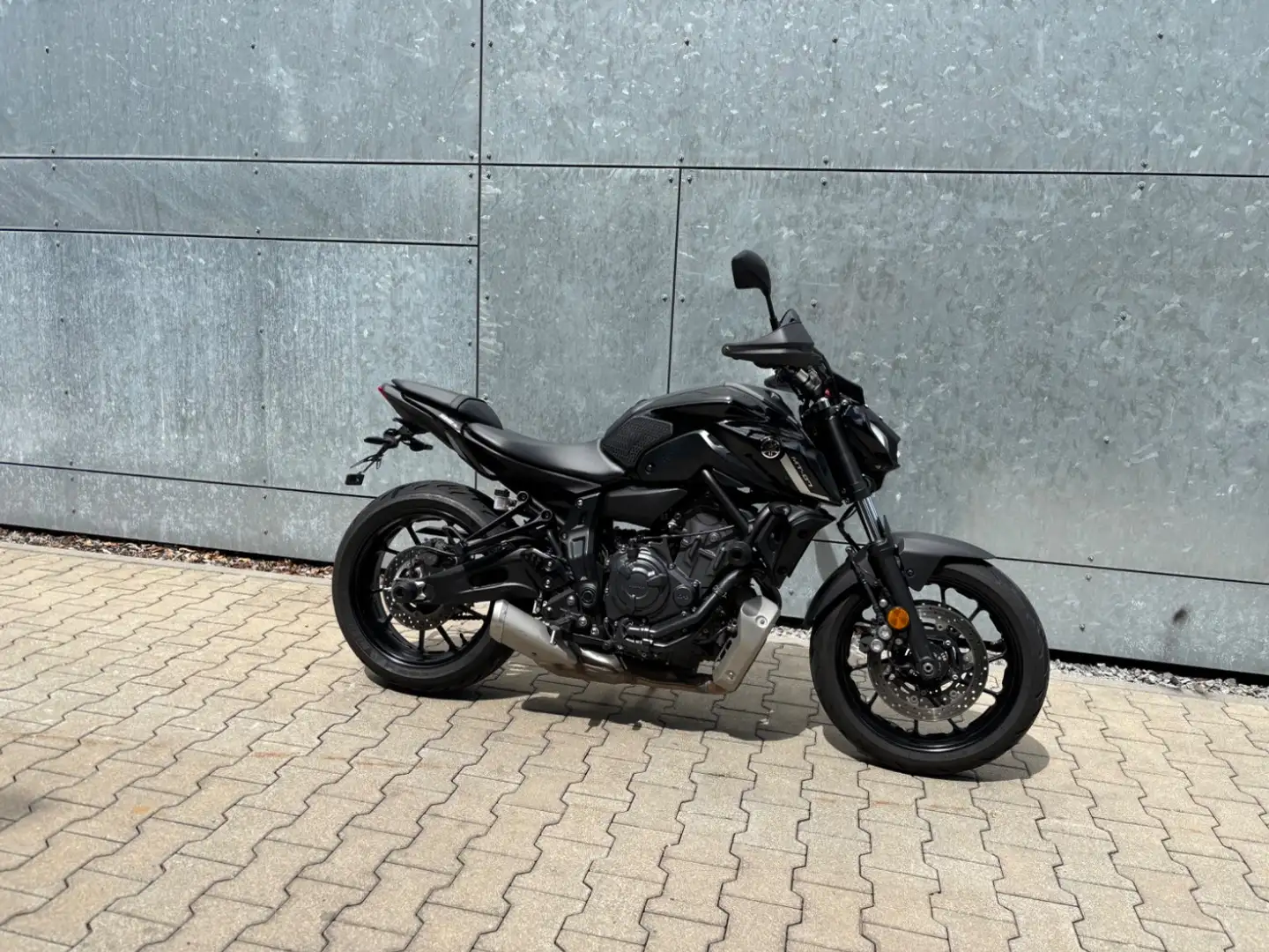 Yamaha MT-07 MT 07 Schwarz - 2