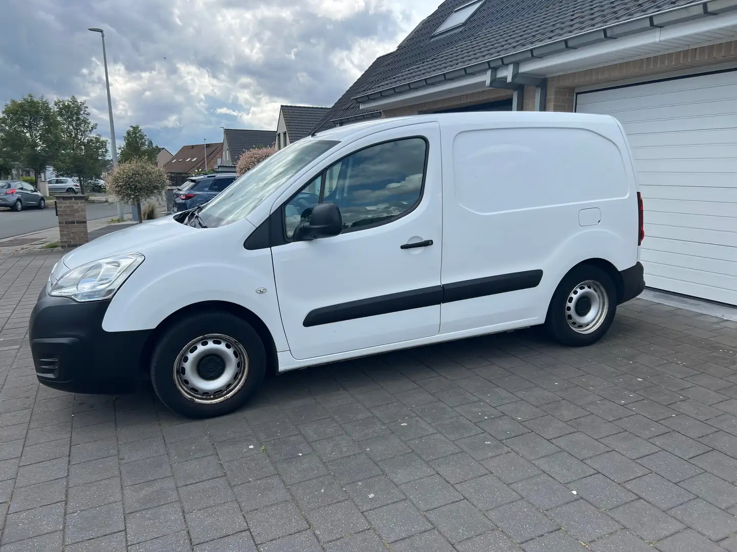 Citroen Berlingo 1.6 BlueHDi L1 Club Wit - 1