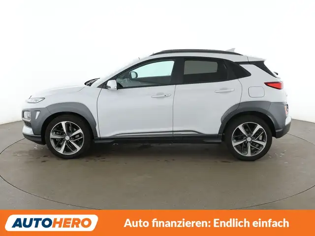 Hyundai Kona view 3