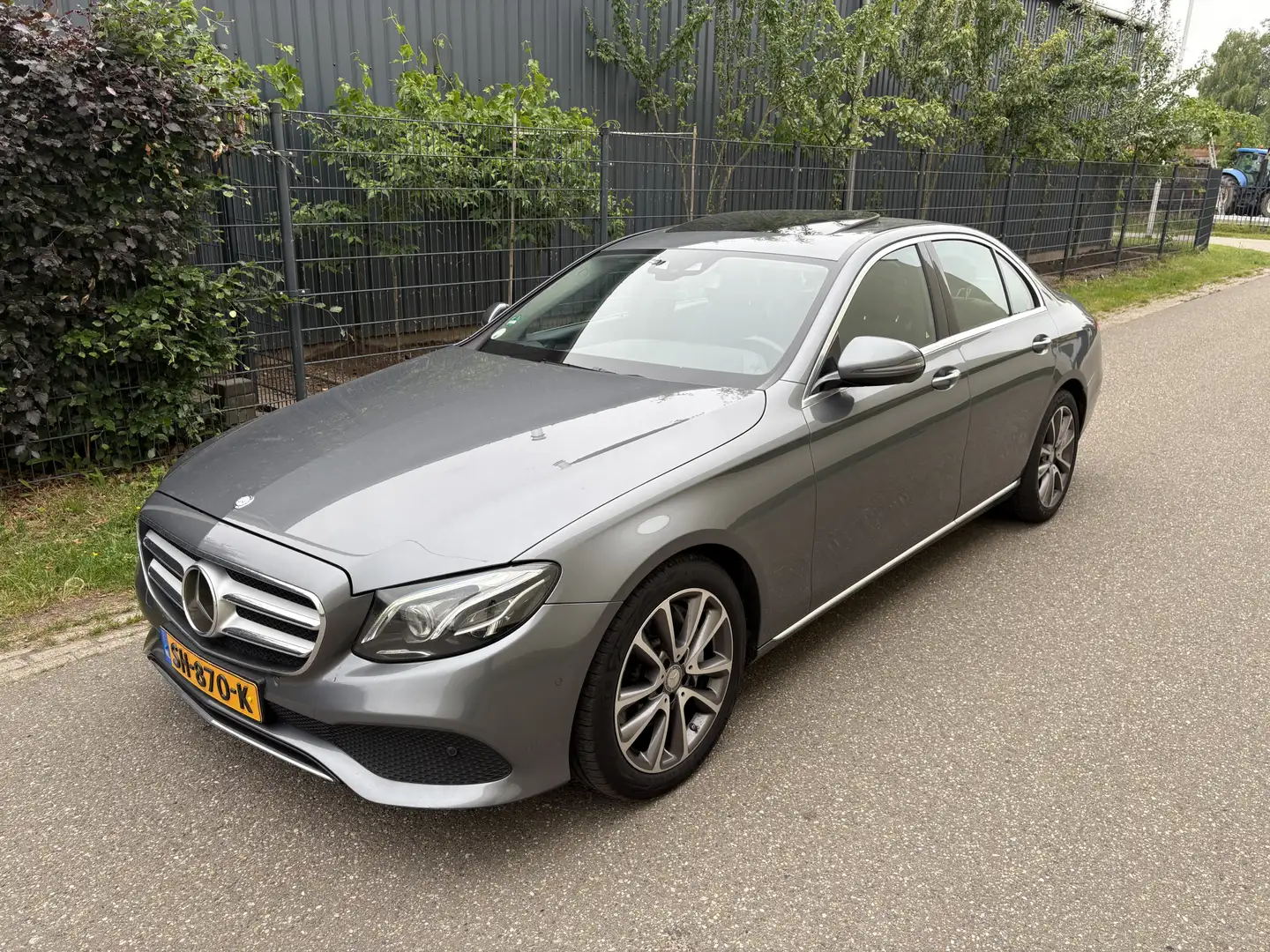 Mercedes-Benz E 350 d Prestige Plus / AUTOMAAT / WIDESCREEN / SCHUIFDA Grijs - 2