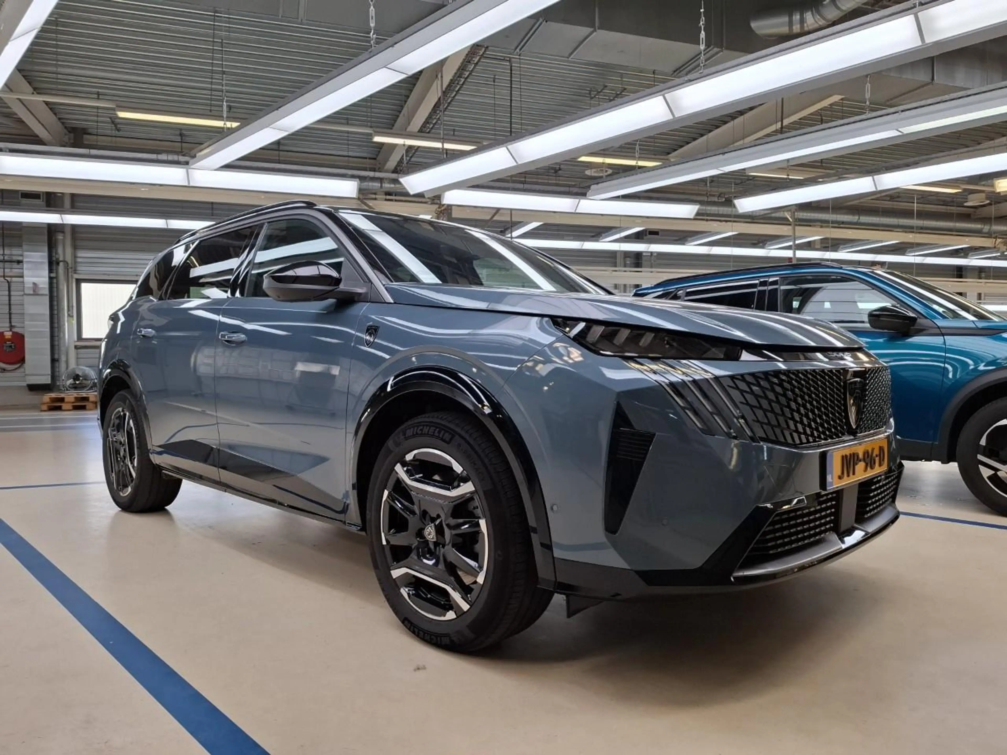 Peugeot 5008 e-5008 GT Avantage 73 kWh 7p | Fase 3 laden | Luxe — photo 2