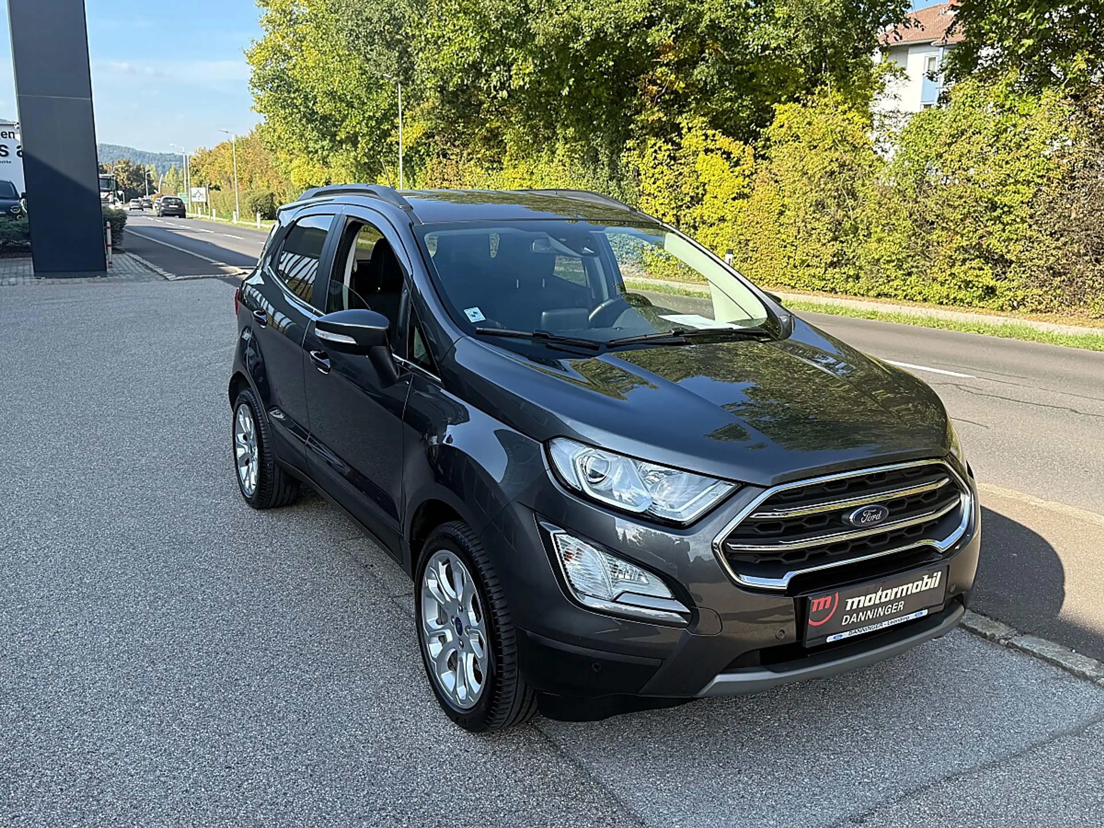 Ford EcoSport 1,0 EcoBoost Titanium — photo 2