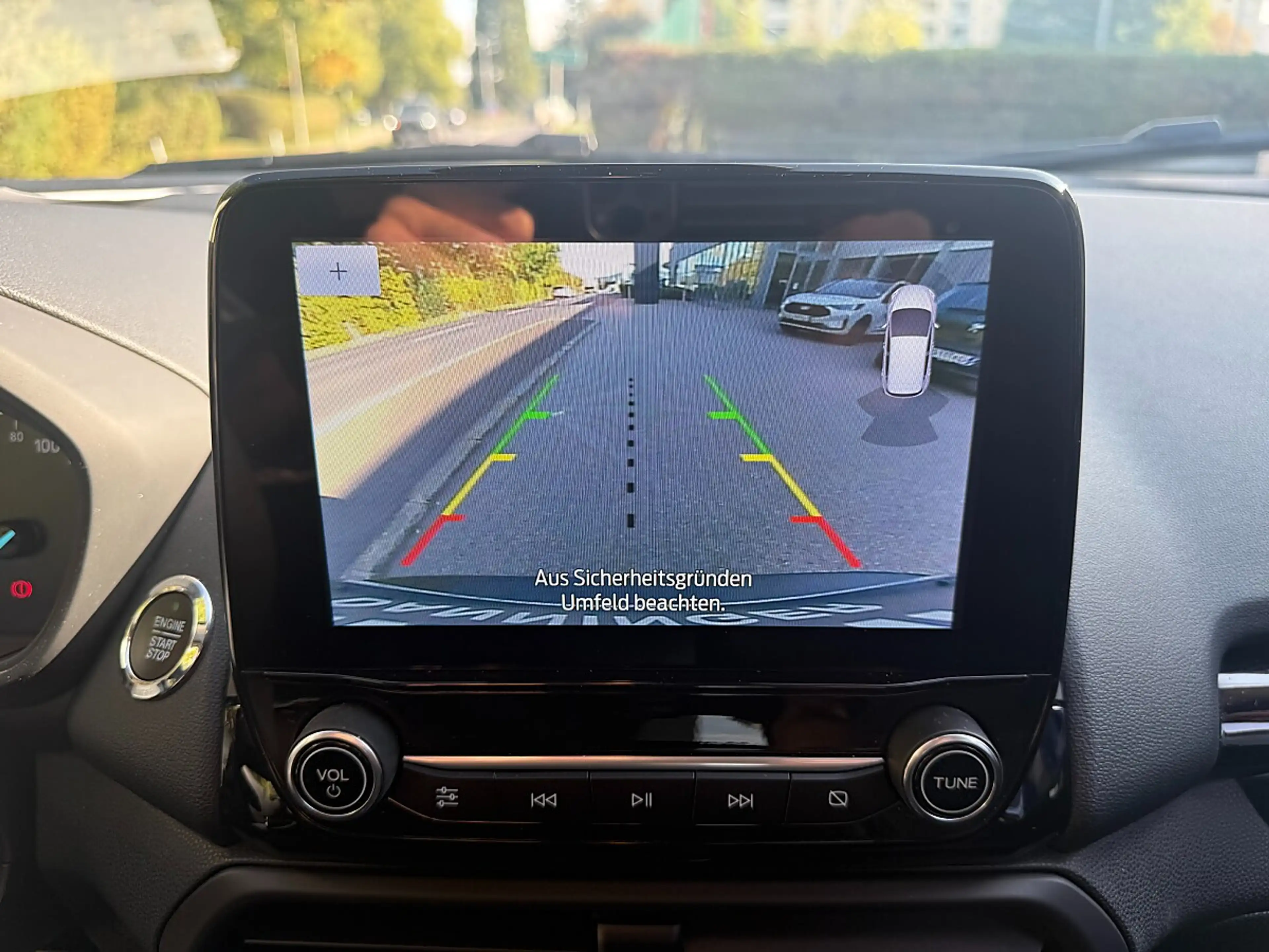 Ford EcoSport 1,0 EcoBoost Titanium — photo 13