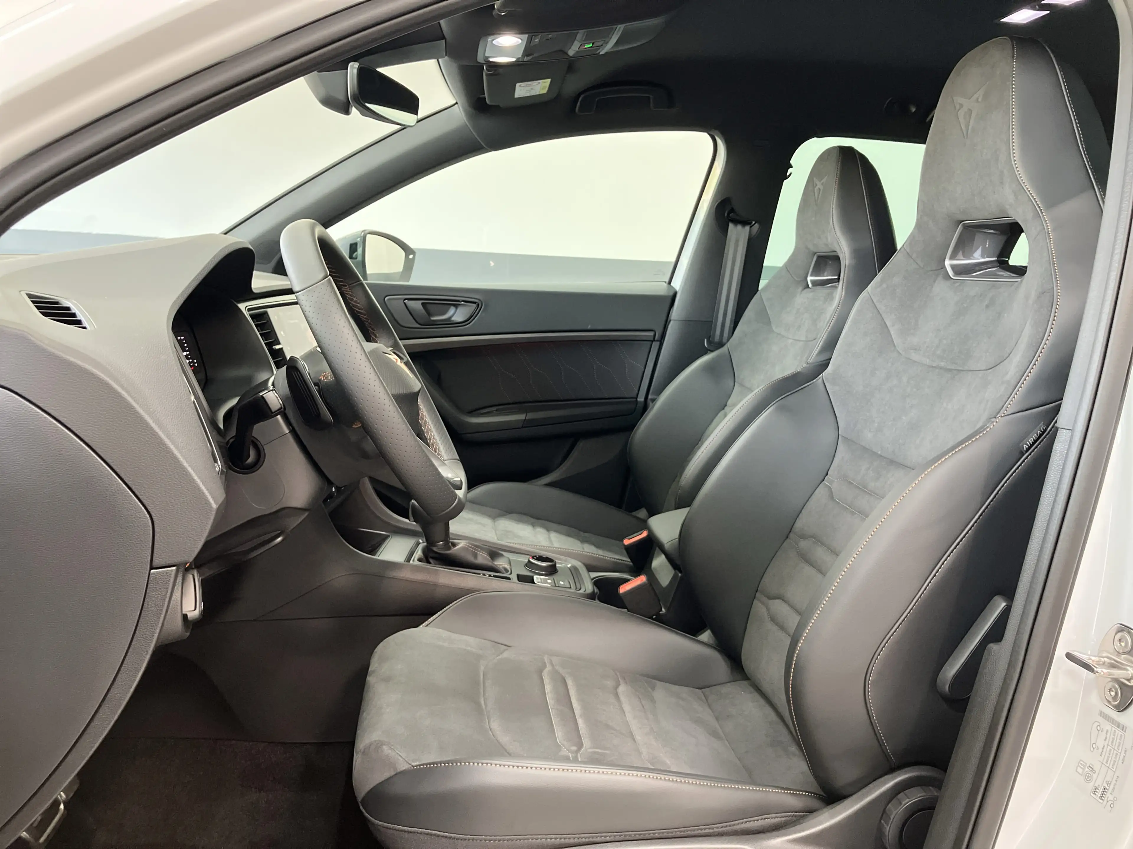 CUPRA Ateca 1.5 TSI 150PS 7-Gang-DSG |SHZ|TOP VIEW — photo 9