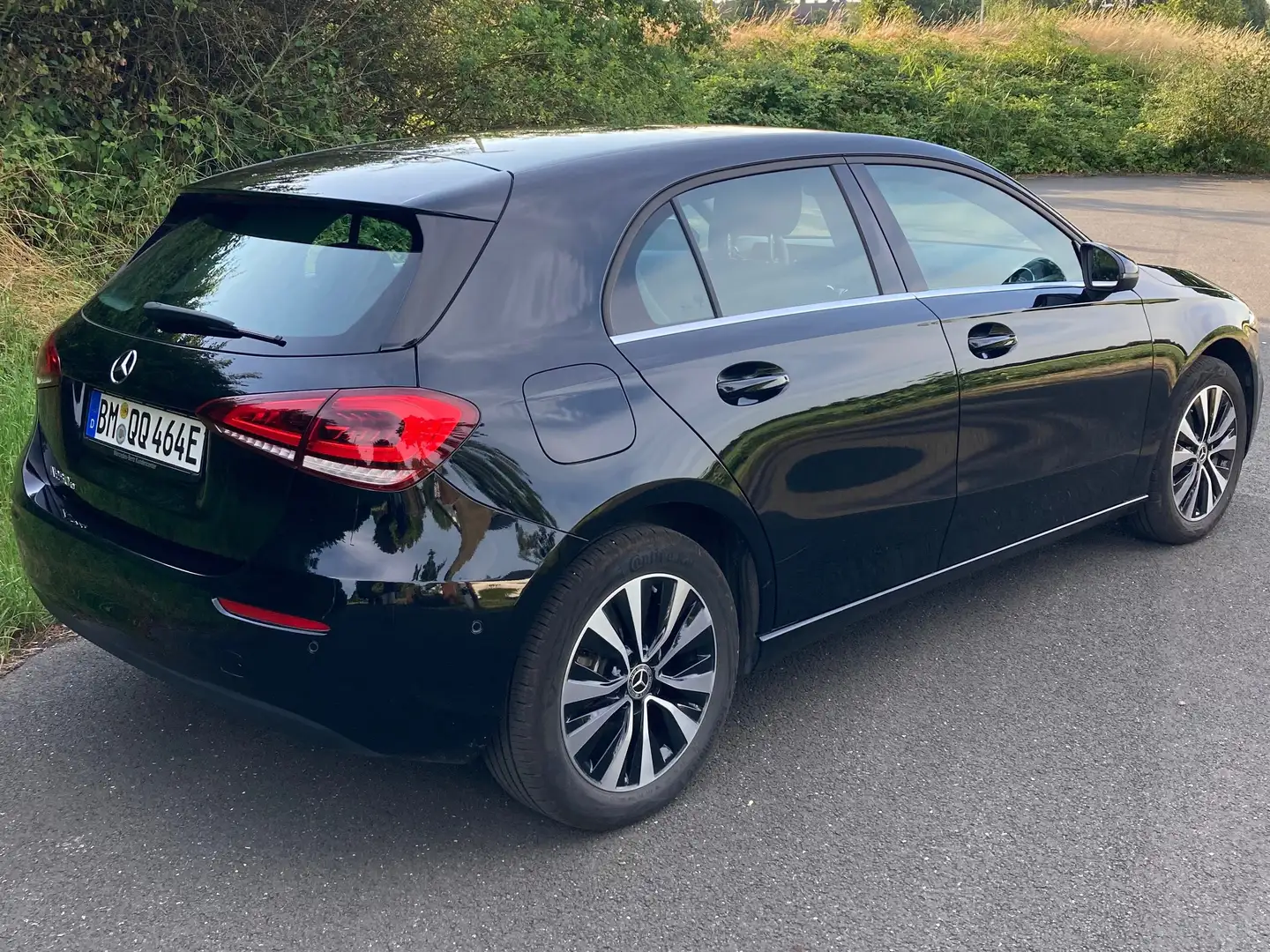 Mercedes-Benz A 250 MBUX/Advanced Plug in Hybrid unfallfrei Kamera Negro - 2