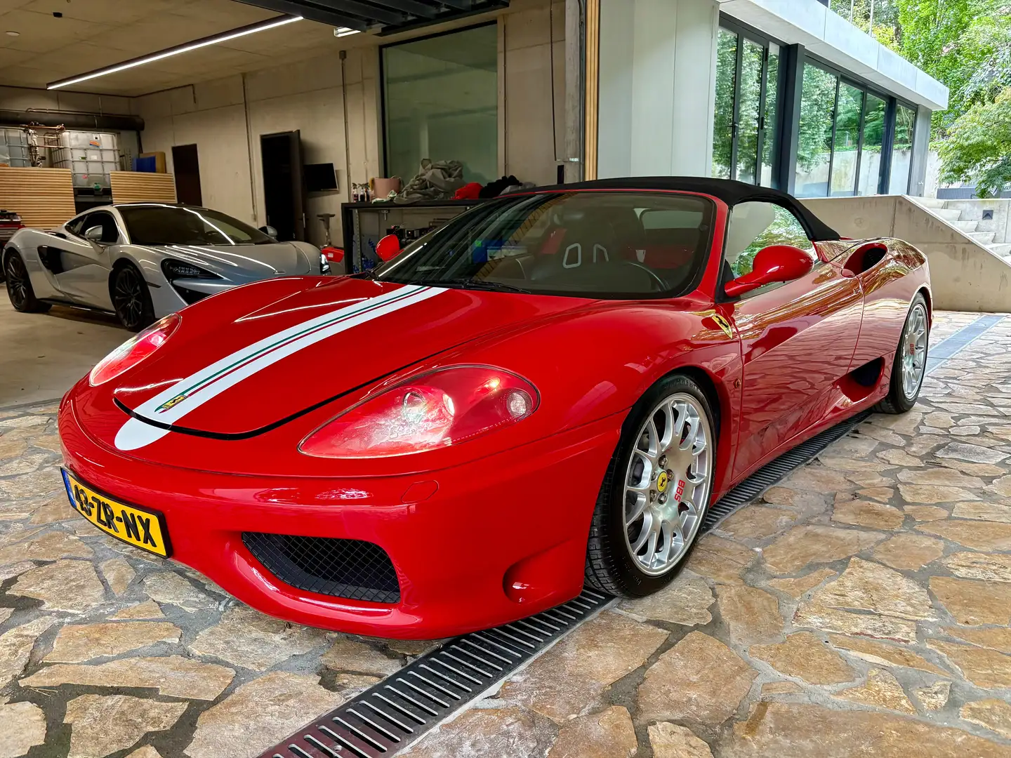 Ferrari 360 3.6 V8 Spider F131 V8-29071 km-Challenge Stradale Rouge - 1