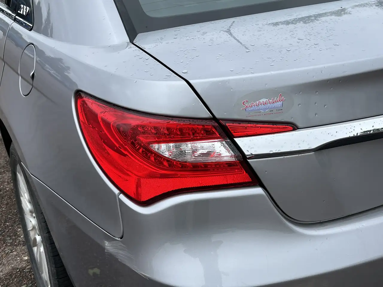 Chrysler 200 снимка Chrysler 200
