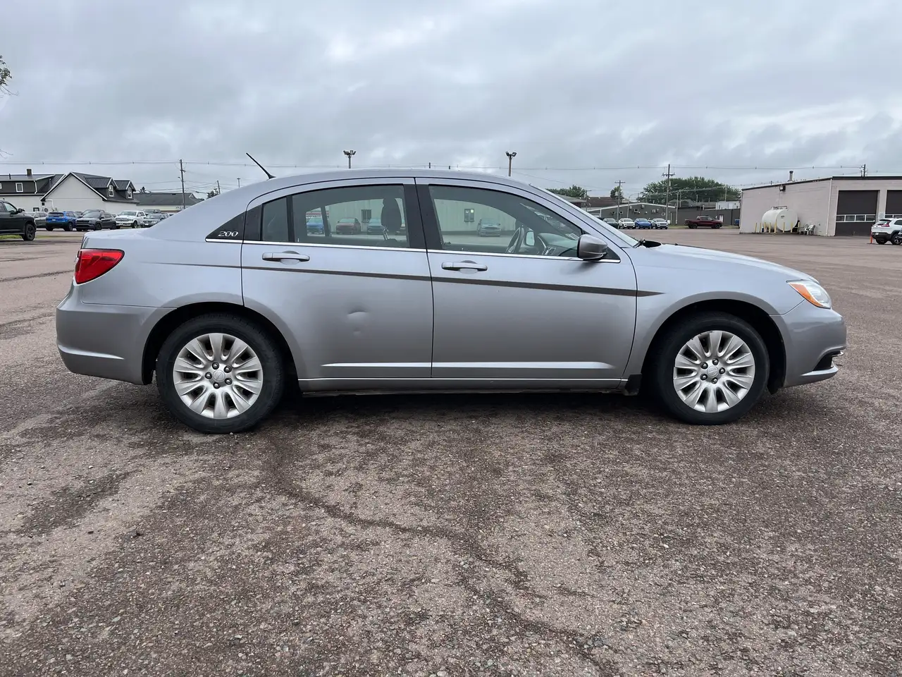 Chrysler 200 снимка Chrysler 200