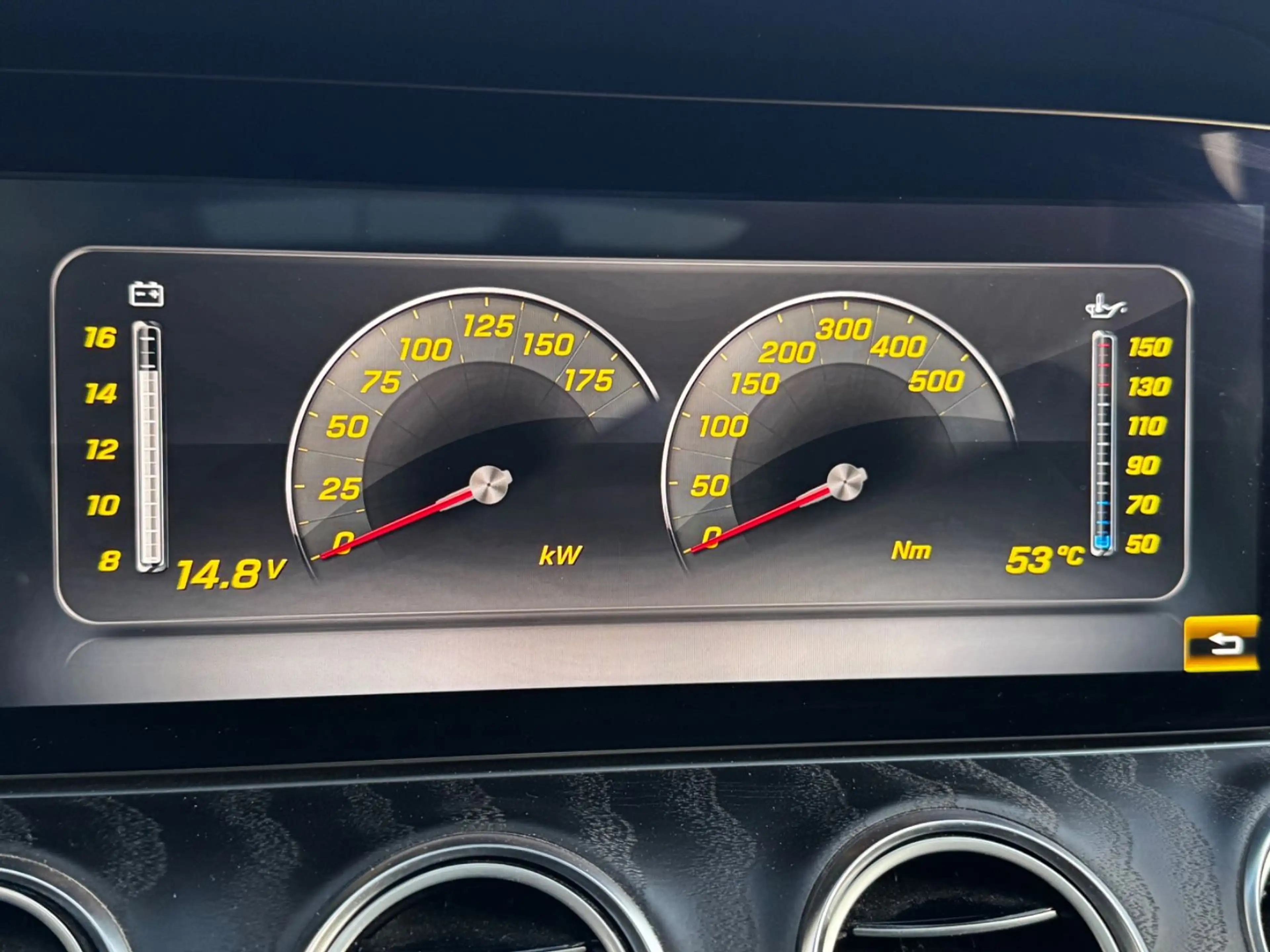 Mercedes-Benz E 220 d 4M. All-Terrain AHK Pano Burmester Led — photo 11
