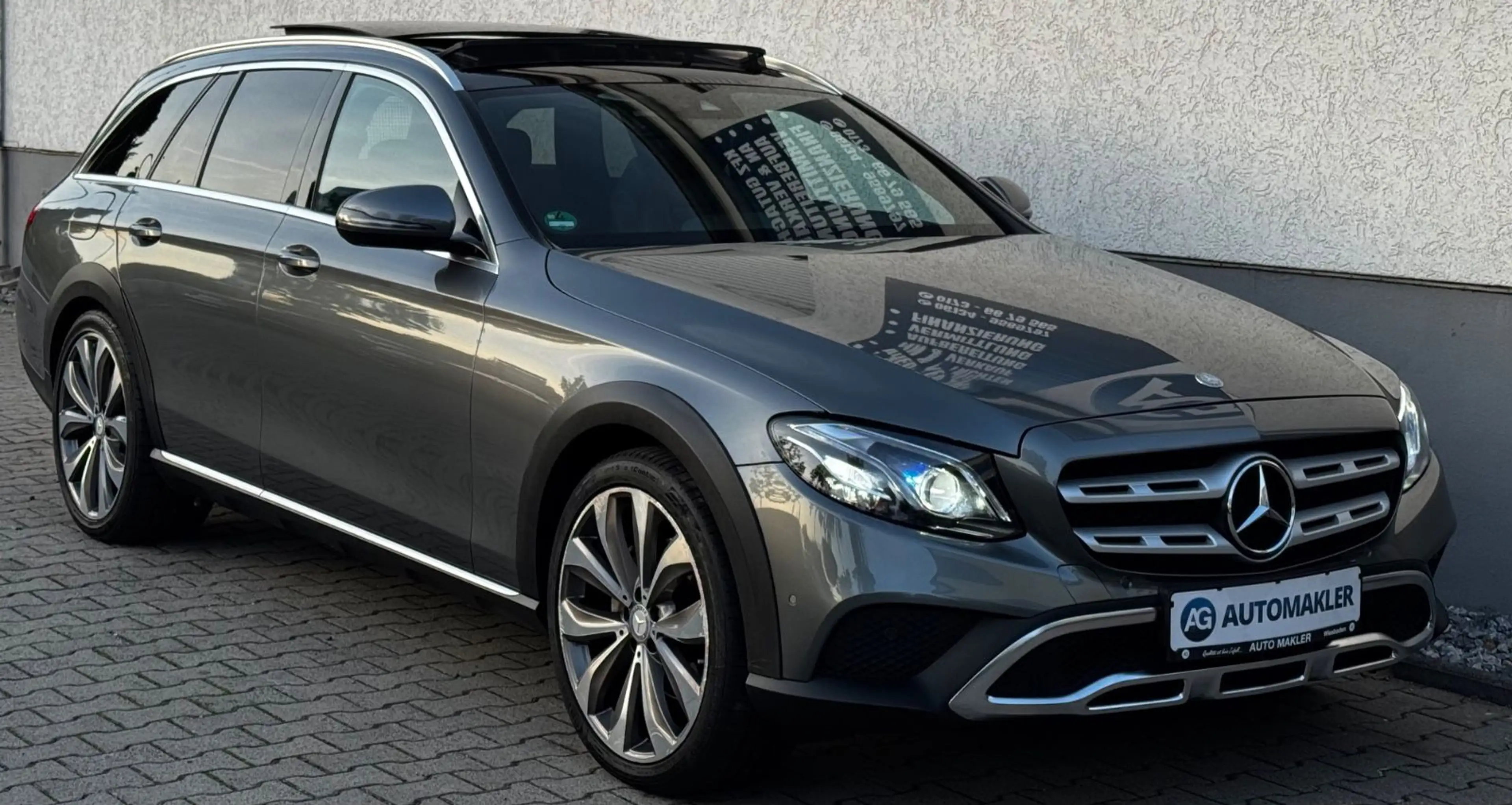 Mercedes-Benz E 220 d 4M. All-Terrain AHK Pano Burmester Led