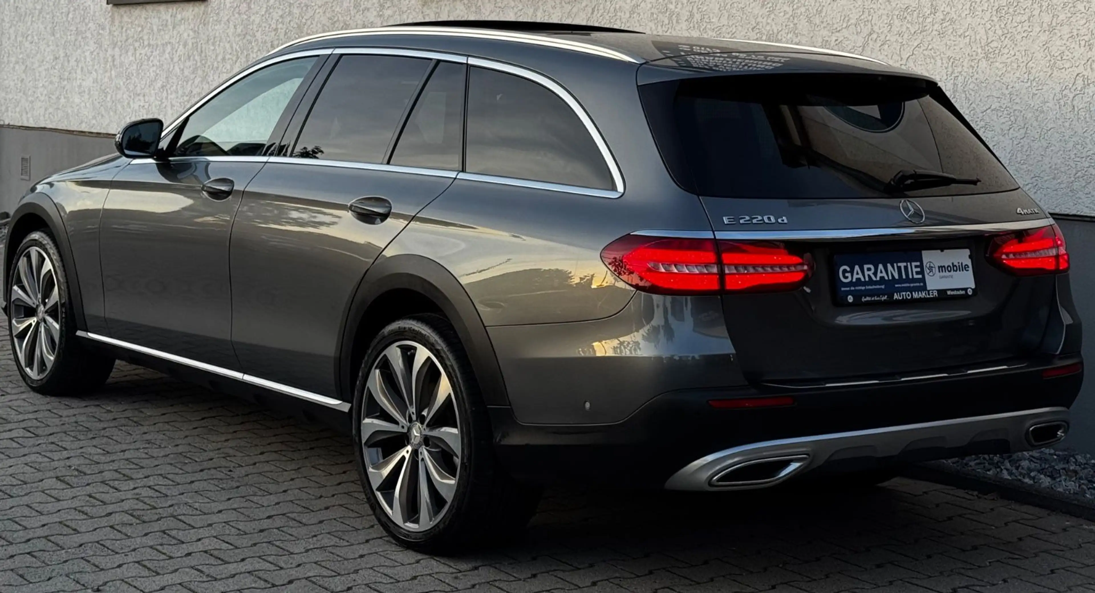 Mercedes-Benz E 220 d 4M. All-Terrain AHK Pano Burmester Led — photo 5
