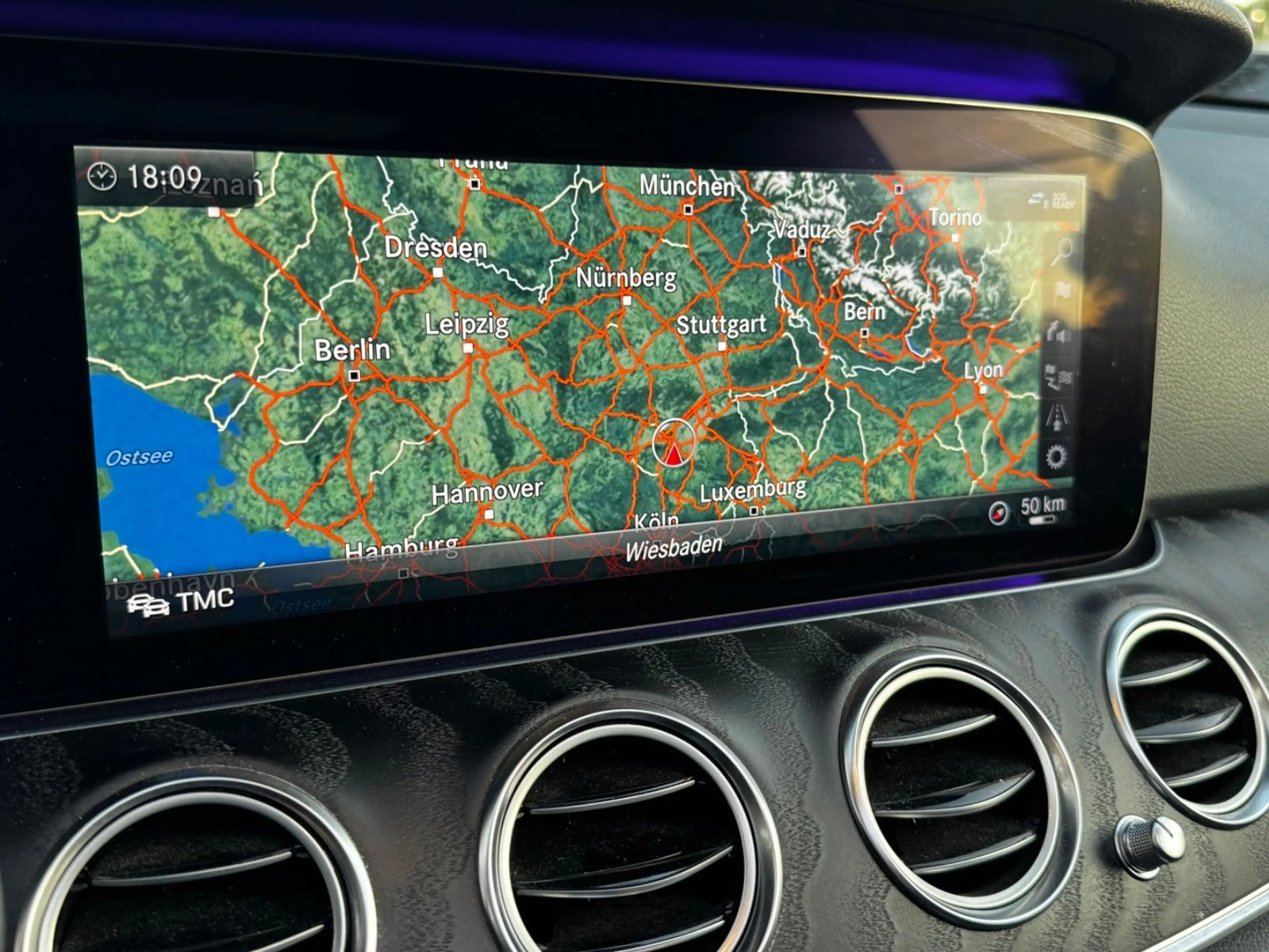 Mercedes-Benz E 220 d 4M. All-Terrain AHK Pano Burmester Led — photo 9