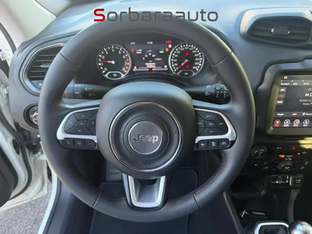 Jeep Renegade view 13