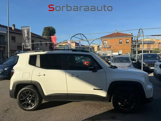 Jeep Renegade view 6