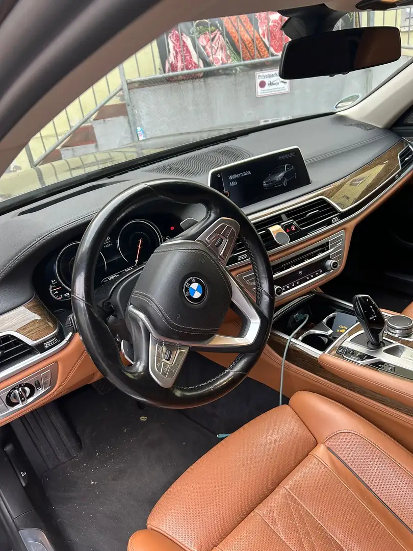 BMW 730 xDrive - 2