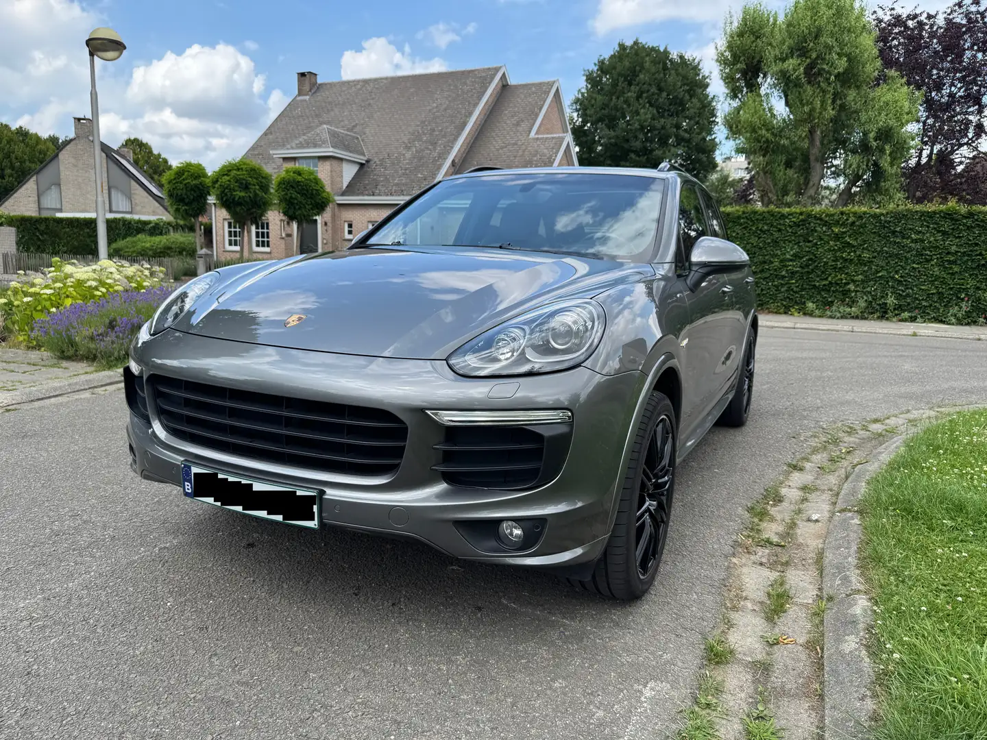 Porsche Cayenne Cayenne S E-Hybrid - FULL OPTION Zwart - 2