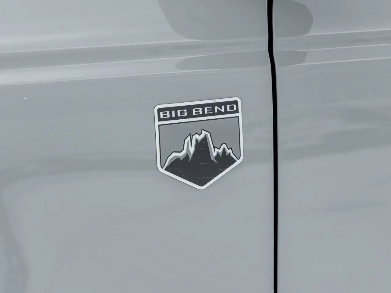 Ford Bronco снимка Ford Bronco