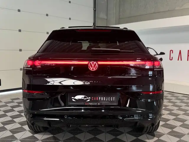 Volkswagen T-Roc view 15