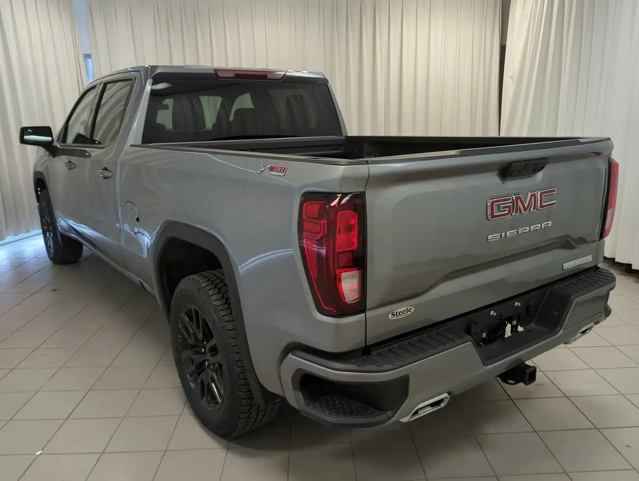 GMC Sierra 1500 снимка GMC Sierra 1500
