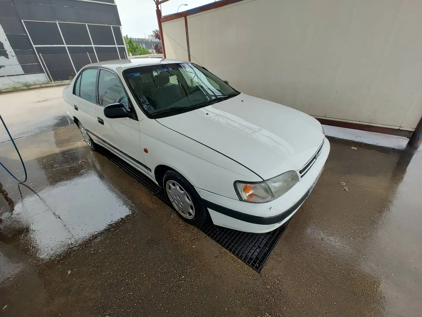 Toyota Carina Carina E 2.0 GLI Standard GLI Standard Blanco - 1
