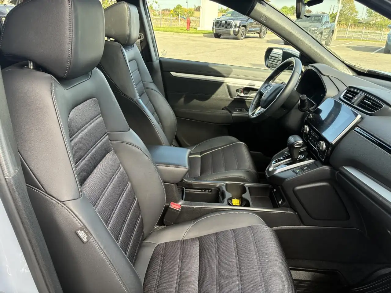 Honda CR-V photo Honda CR-V