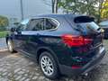 BMW X1 sDrive 18 d Advantage Schwarz - thumbnail 6
