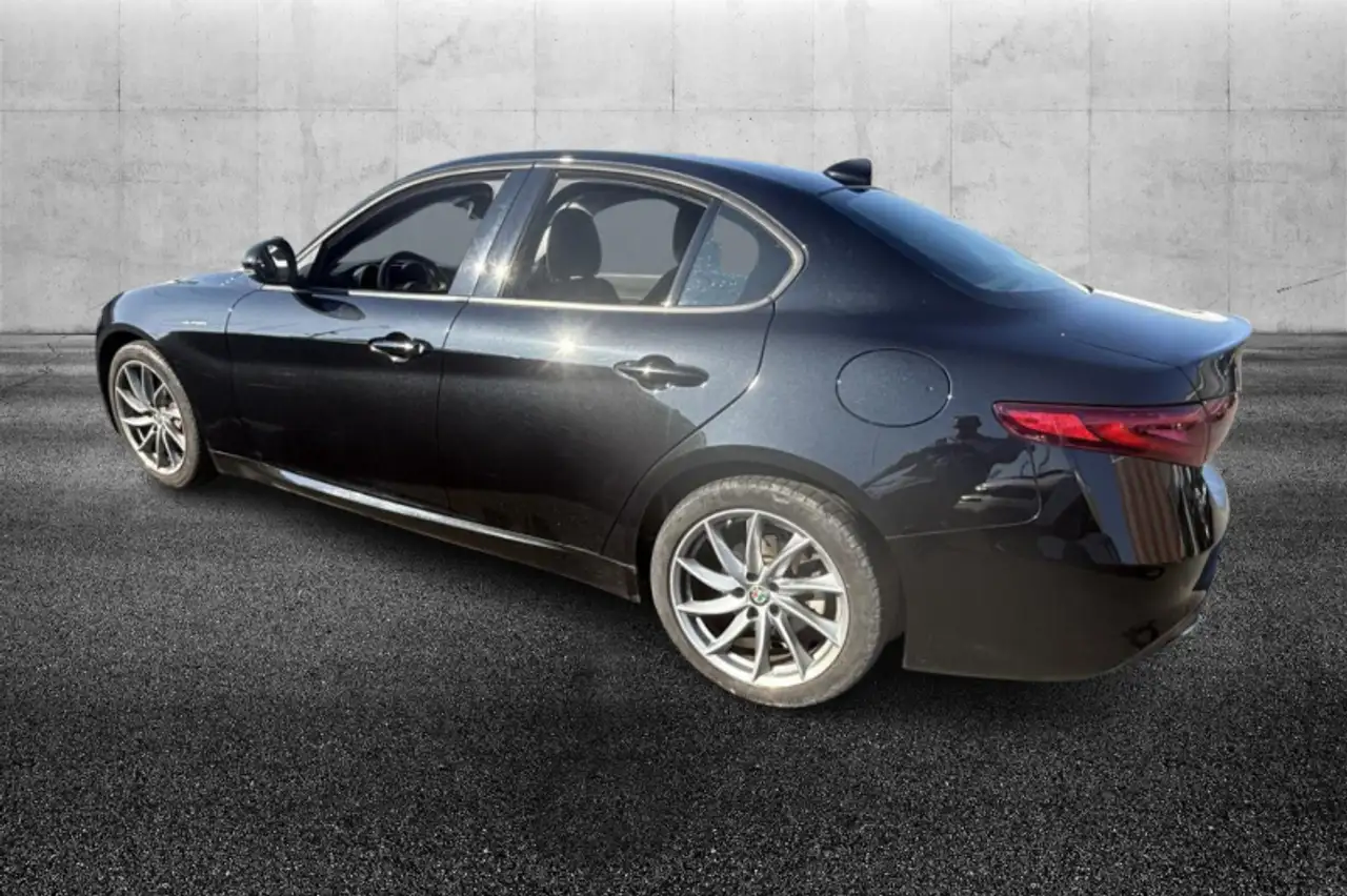 Alfa Romeo Giulia 2021