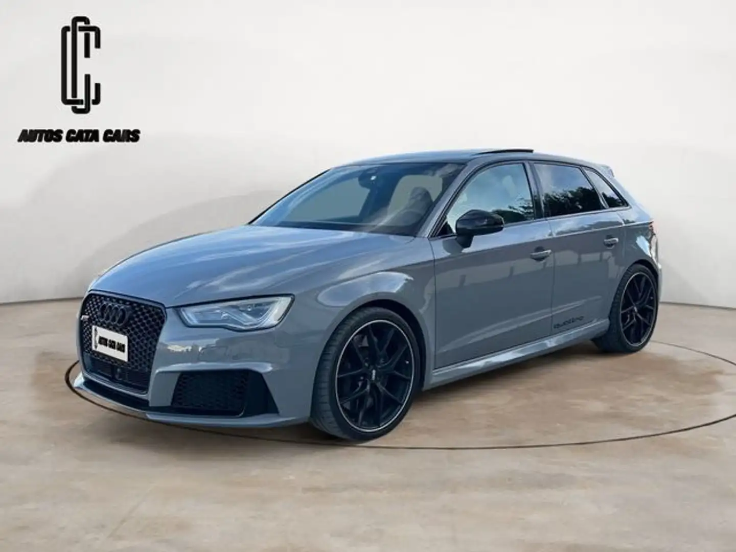 Audi RS3 Sportback 2.5 TFSI quattro S-Tronic Gris - 2