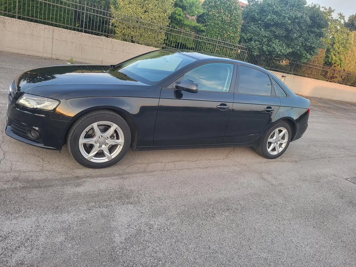 Audi A4 A4 IV 2007 Berlina 2.0 tdi Advanced multitronic Nero - 1