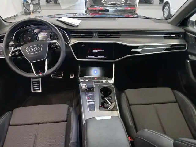 Audi A6 view 12