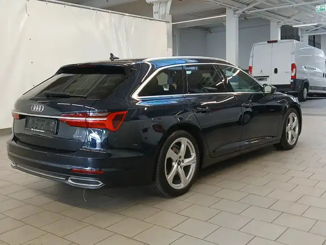 Audi A6 view 4