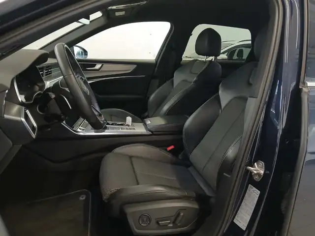 Audi A6 view 10