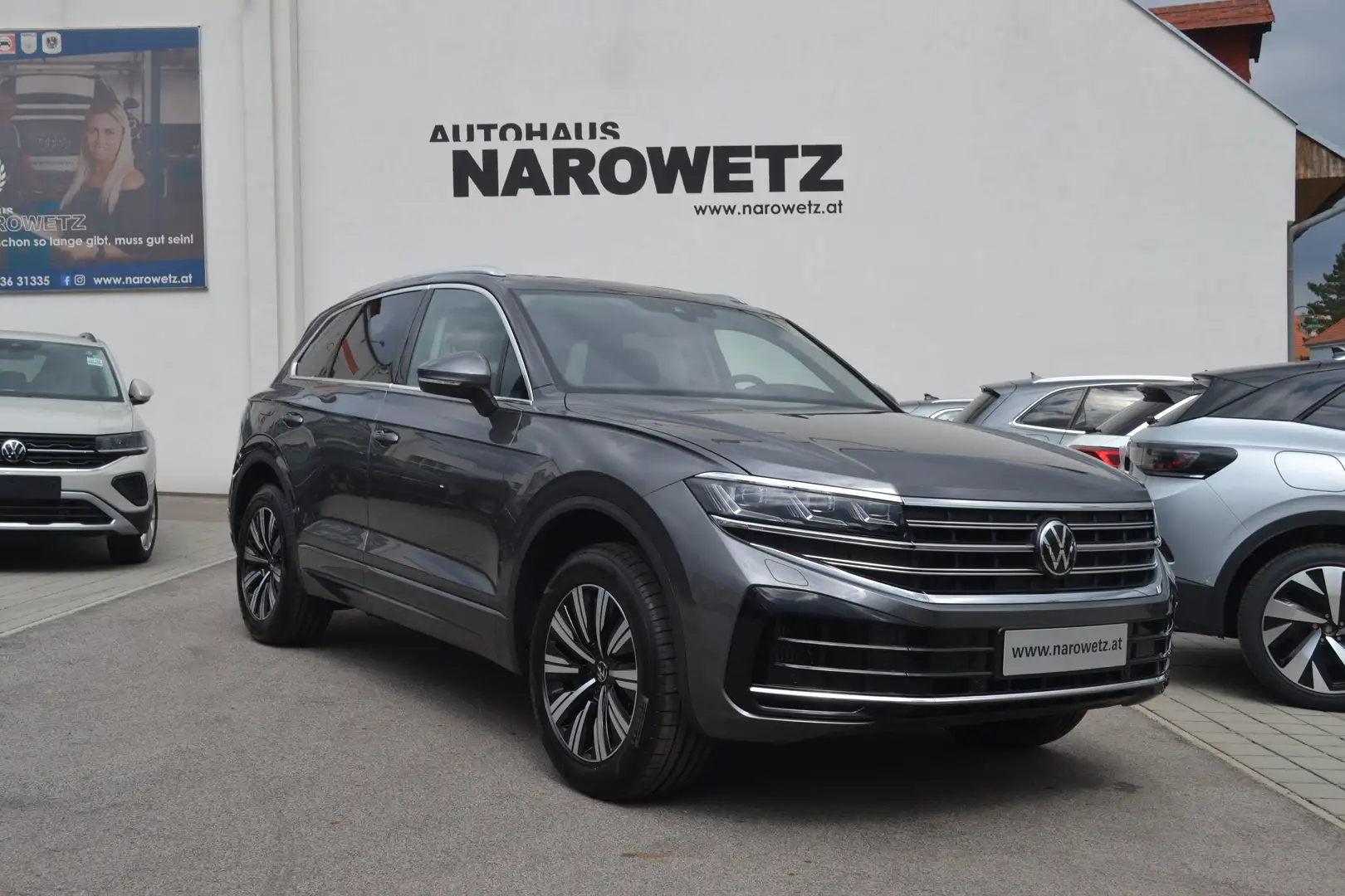 Volkswagen Touareg Elegance eHybrid TSI 4MOTION Grau - 1